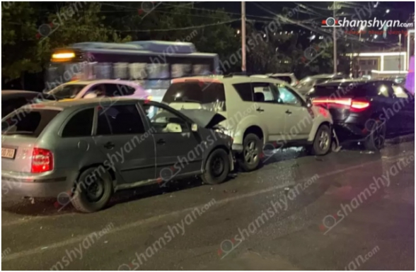 Երևանում 3 մեքենա է բախվել, վարորդներից մեկը եղել է ոչ սթափ․ կա տուժած